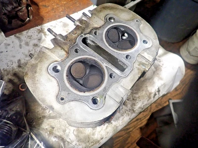 Yamaha XS 400 1980 culata Foto 1 de 4