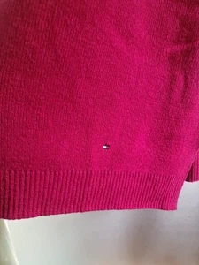 Womens Tommy Hilfiger Tight Knit Scarf Large 100% Wool Pink - Picture 1 of 4