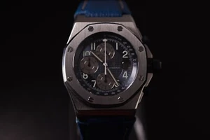 Audemars Piguet Royal Oak Offshore 42mm Chronograph Watch 25770ST- Automatic - Picture 1 of 12
