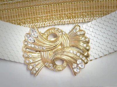 weißer Stretchgürtel mit Schuppen und großer vergoldeter Schließe - Bild 1 von 3