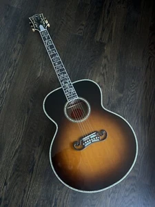 Gibson  SJ-200 Vine - 2002 Montana Custom Shop - Picture 1 of 7