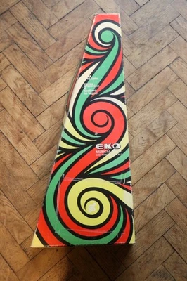 Rare guitare de salon ancienne vintage années 60 série télé Eko Johnny « Ringo » taille 1/2 - Photo 1/4