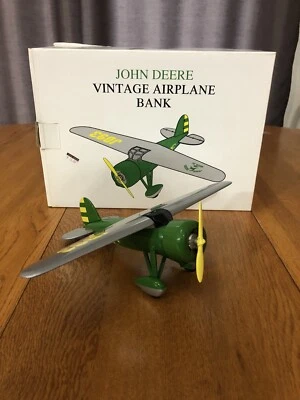 VINTAGE 1927 LOCKHEED VEGA 5B JOHN DEERE JD93 AIRPLANE BANK W/BOX SPECCAST 1992 - Image 1 of 4