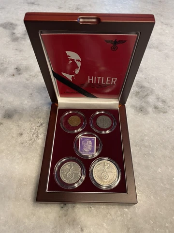 HISTORICAL - Adolf Hitler : A 5-piece BoxSet WWII Germany Third Reich W/ COA Cover