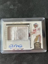 2022 Leaf Trinity Football Player Worn Patch Auto Silver Joe Montana #1/99