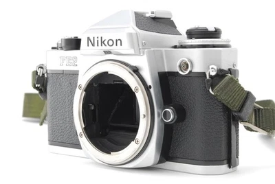 【N COMO NUEVA+++】 Cámara fotográfica Nikon FE2 35mm SLR cuerpo plateado Foto 1 de 4