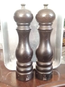 Peugeot France Salt & Pepper Mill Adjustable 9 in Set Lion Freres Dark Wood - Picture 1 of 8