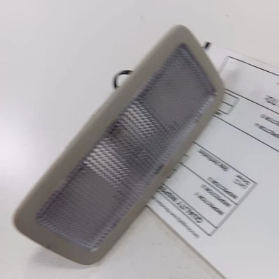 Lámpara de techo con luz domo Mazda CX-3 2016 2017 2018 Foto 1 de 4