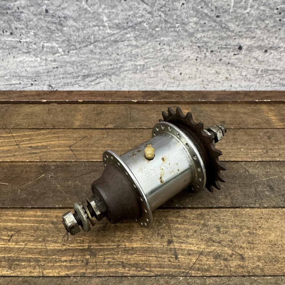 SHIMANO　3スピードハブ　333　ビンテージ SHIMANO THREE SPEED HUB 333 USA 3 SPEED HUB 28H HOLES VINTAGE NOS