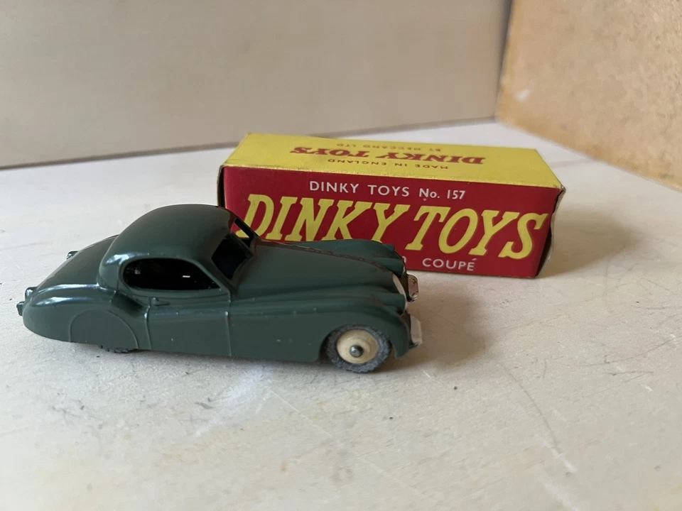 DINKY TOYS 157 jaguar xk120 coupé - Immagine 1 di 4