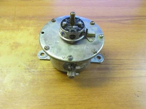 DETROIT SWITCH THERMOSTAT SERIES 211, CAT# 22100 .. YJ-12 - Picture 1 of 6