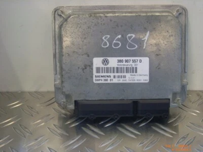 450325 Steuergerät Motor VW Passat (3B2, B5) 3B0907557D - Immagine 1 di 3