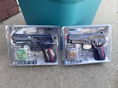 2 Sig Sauer P228 Spring Powered Airsoft Pistol 260 FPS Cyber Gun - Image 1 of 2
