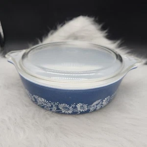  Pyrex Colonial Mist Blue White On Blue 471-B 500ml Casserole Bowl W Lid VTG - Picture 1 of 15