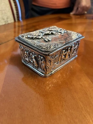 Antigua caja de plata esterlina Curio de la República Checa 1800 con estatuillas Foto 1 de 4