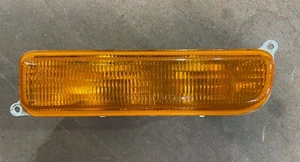 1997-2001 Jeep Cherokee XJ OEM Driver Left Turn Signal Parking Light Lamp Lens - Picture 1 of 2