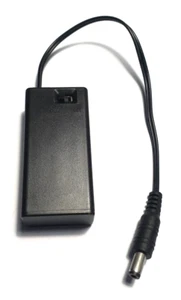 Caja de batería de 9V - 1x9V - 200 mm conduce a enchufe de CC - Interruptor de encendido / apagado - Envío y devolución gratuitos del Reino Unido - Imagen 1 de 6