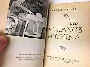 AUTOBIOGRAPHICAL The Chiangs of China Book - Picture 1 of 3