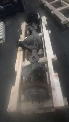 Conjunto de eje trasero usado para: 2002 Gmc Envoy 3,42 relación de eje opt GU6 trasero G Foto 1 de 4