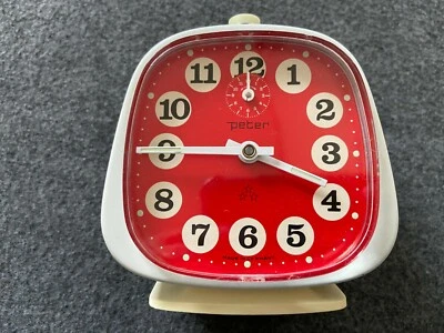 Made in Germany Peter Vintage mechanischer Aufziehwecker mit rotem Ziffernblatt - Bild 1 von 4