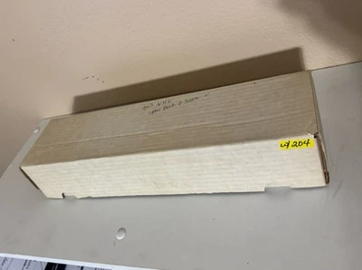 SPORTS CARDS LOT 1000 NHL HOCKEY CARDS 1992 UPPER DECK AND SCORE BRAND - Image 1 of 4