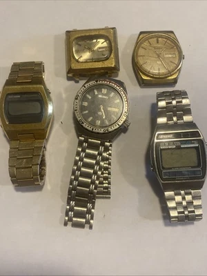 Lot of 5 Seiko Mens Watches A DX Automatic, 2 SQ, 2 LCD Gold Tone & Stainless - Image 1 of 4