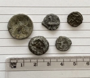 5 X SIGLOS XV-XVII. FICHAS DE TABERNA DE PLOMO. - Imagen 1 de 2