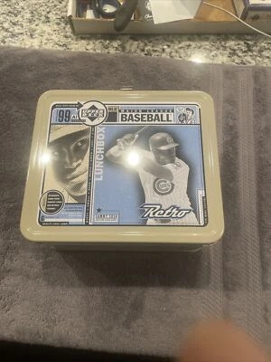 MLB 1999 CUBIERTA SUPERIOR AUTÉNTICO RETRO Sammy Soda LUNCH BOX Foto 1 de 4