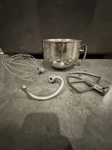 KitchenAid Stand Mixer 5 Quart Lift Stainless Steel Mixing Bowl And Tools - Picture 1 of 1