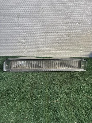 Оригинальный левый габаритный сигнальный фонарь для Buick Lesabre 87 88 89 16501325 - Изображение 1 из 4