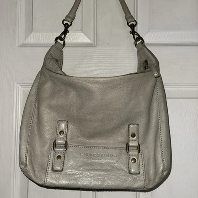 Bolso de Hombro Liebeskind Berlin Cuero Hobo Slouch Cuero Suave Cremallera Caqui Foto 1 de 4