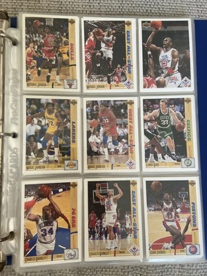 Gran lote de tarjetas de baloncesto de la NBA de la década de 1990 - Jordan, Barkley, Bird, Magic, Ewing Foto 1 de 4