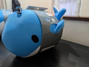 Kikkerland Zip & Flip Whale Blue Pillow   - Zdjęcie 1 z 4