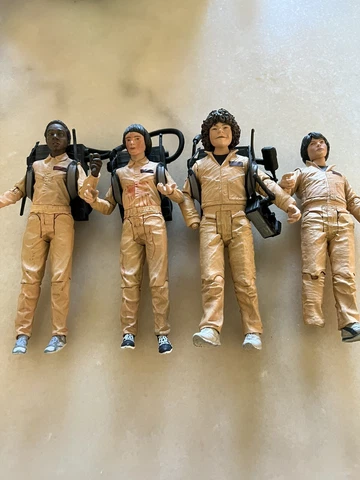 McFarlane Stranger Things Ghostbusters Dustin Mike Lucas Will Cover