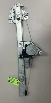 2006-2014 SUZUKI GRAND VITARA PASSENGER SIDE REAR WINDOW REGULATOR & MOTOR - Image 1 of 3