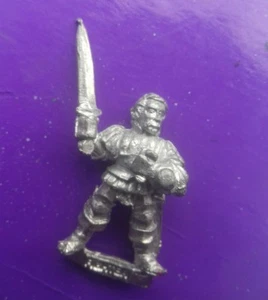 F2 Kämpfer Johann Tod auf dem Reik Szenario Zitadelle GW Spiele Werkstatt Kämpfer - Bild 1 von 1