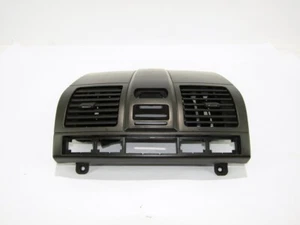 Ssangyong Rexton 2005 DASHBOARD MIDDLE MITTE AIR VENT Entlüftung Luftdüse - Picture 1 of 6