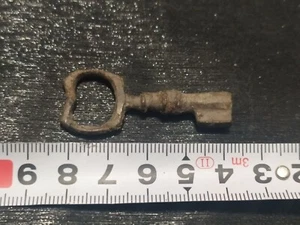 Vintage Ancient Treasure Chest Key Found in an old settlement.Rare - Picture 1 of 9