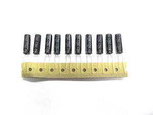 2200uF 6.3V (10x) Electrolytic Capacitors 6.3V 2200uF Volume 8x23 mm - Picture 1 of 3