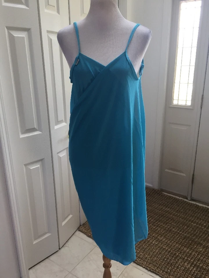 NUEVO CON ETIQUETAS Vestido de Playa Saress The Ultimate Azul Natación CUBIERTA Talla L Foto 1 de 4