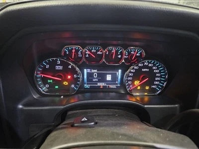 2018 SILVERADO SPEEDOMETER INSTRUMENT GAUGE CLUSTER 84390802 63K MILES - Image 1 of 4