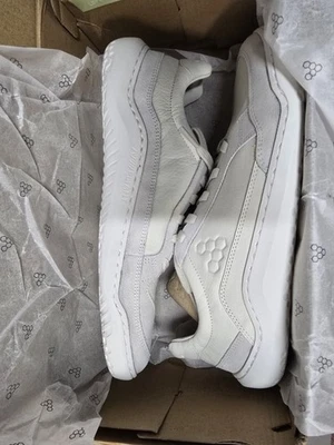 Vivobarefoot Gobi II premium leather Limestone Size 10 - Image 1 of 4