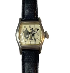 RARO Reloj Hombre Vintage 1998 Negro WALT DISNEY Steamboat Willie Leer - Imagen 1 de 8