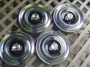 VINTAGE 1957 57 CHRYSLER IMPERIAL HUBCAPS WHEEL COVERS ANTIQUE CLASSIC MOPAR - Picture 1 of 20