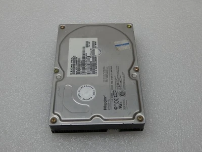 Maxtor D740X-6L 20GB IDE Internal Hard Drive 3.5" - Image 1 of 4
