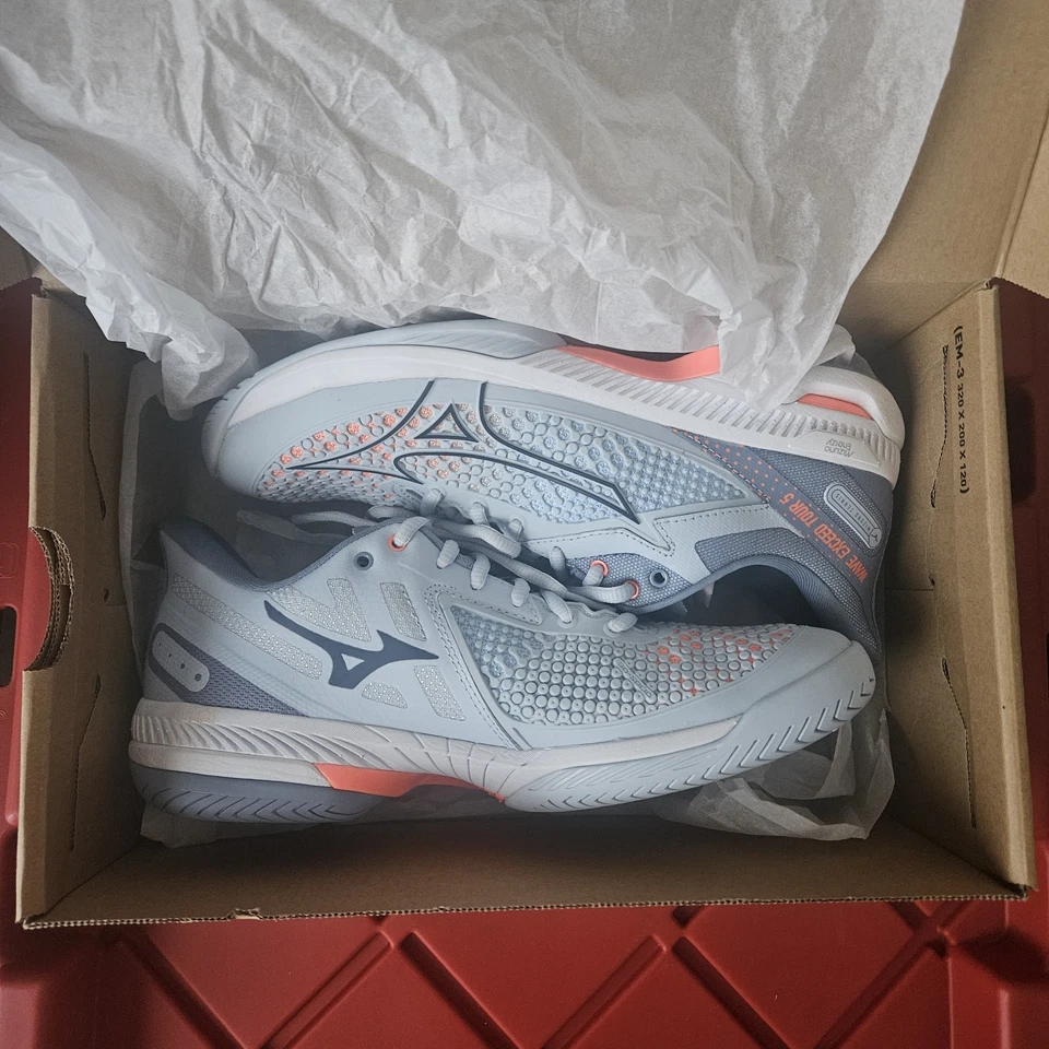 Zapatillas de tenis para mujer Mizuno Wave Exceed Tour 5 AC en azul claro/rosa/blanco Foto 1 de 4