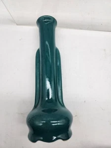 Vintage American Bisque Pottery Green MCM Bud Vase 7.5"    T39 - Imagen 1 de 5