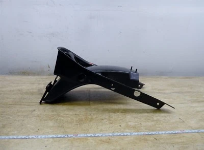 Honda CB650 SC Nighthawk 1982 H1531-1. guardabarros trasero y carenado trasero inferior Foto 1 de 4