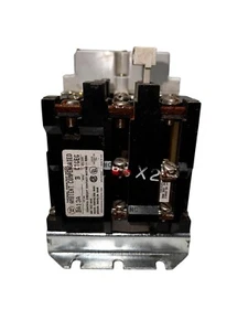 Westinghouse A200M1CAC Starter Size 1 D-2 - Picture 1 of 5