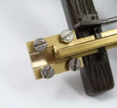 - 50 Gleisverbinder 19mm für Gartenbahn Spur G mit Schlitz Nirostaschrauben - - Bild 1 von 2